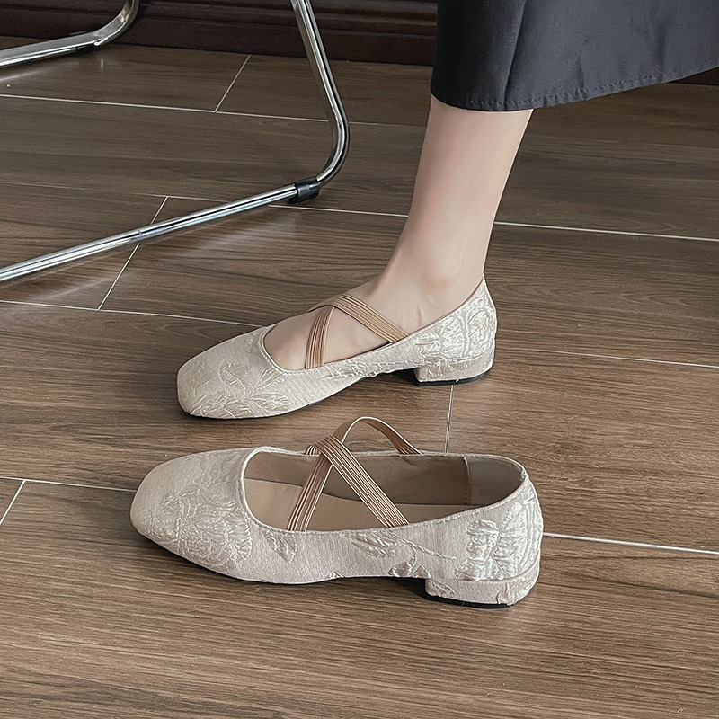 2025 أحذية مسطحة كبيرة الحجم ل - مراجعة Women'S Fashion Spring 2025 وسعره
