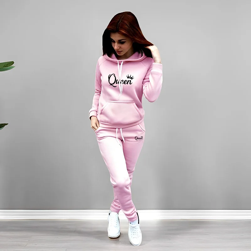 بدلة رياضية نسائية بطباعة حروف - مراجعة Women Queen Fashion وسعره