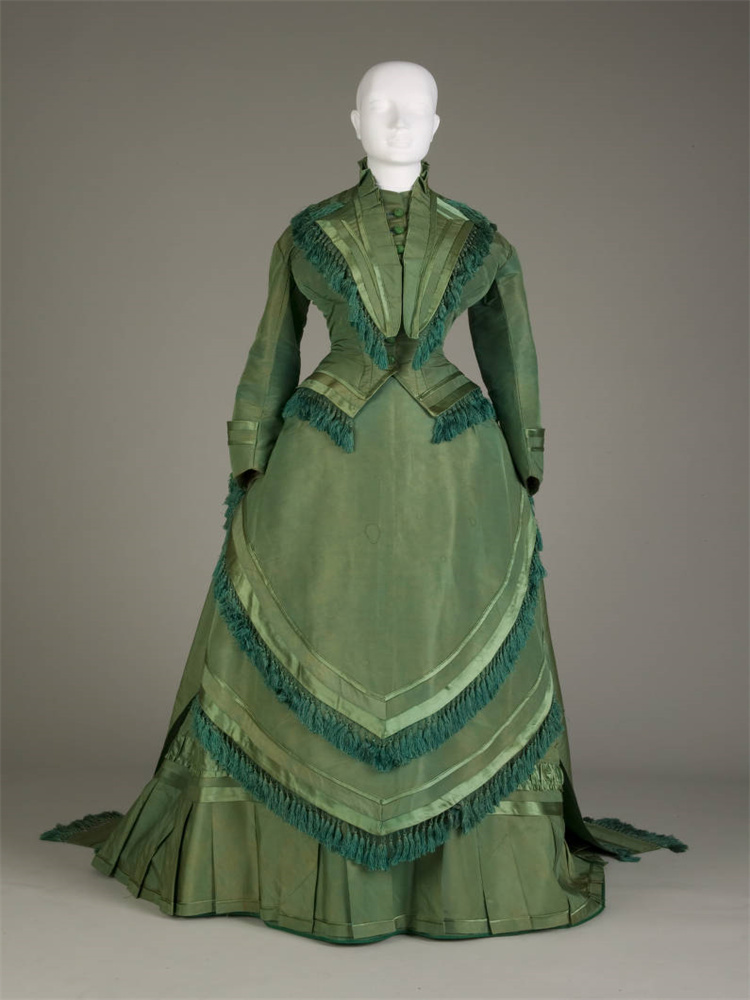 فستان سهرة أخضر على الطراز الف - مراجعة Women'S Fashion Victorian وسعره