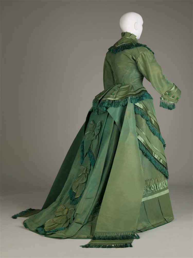 فستان سهرة أخضر على الطراز الف - مراجعة Women'S Fashion Victorian وسعره