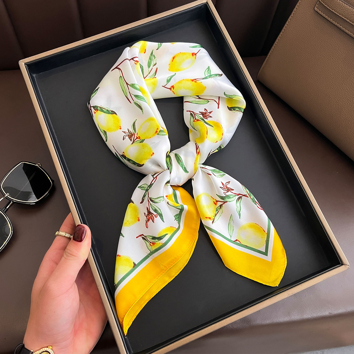 2025 جديد الأصفر الليمون طباعة - مراجعة Women Fashion Necktie وسعره